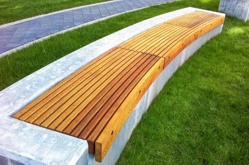 Custom pergola and woodwork by Isidore Landscapes